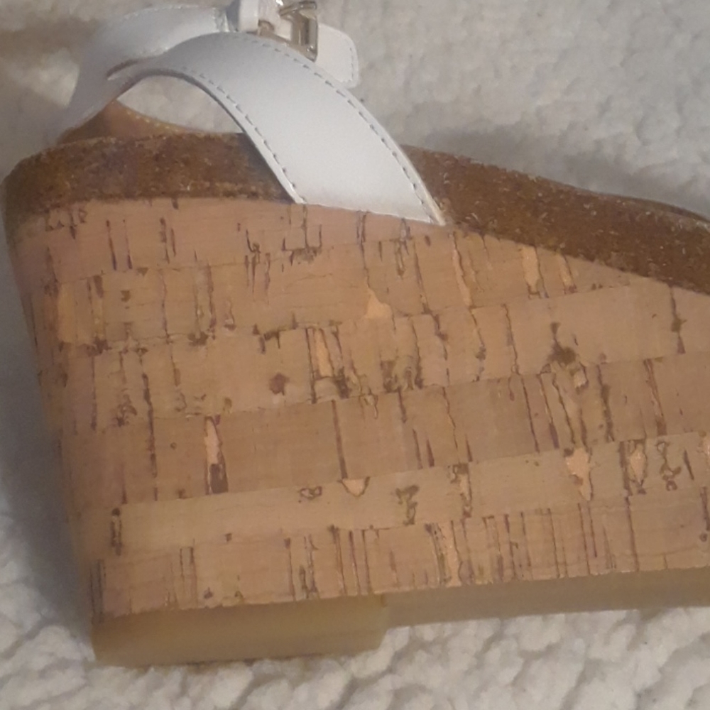 Tommy Hilfiger Wedged Heel - Picture 6 of 6